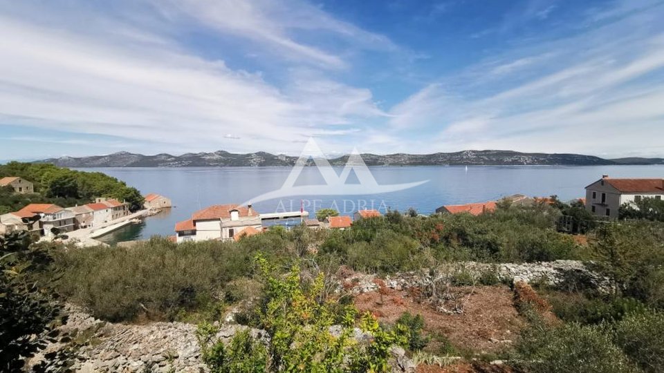 HITNO - HITNO - PRODAJA ILI KOMPENZACIJA ZA STAN - 947 M2 - 97000 €