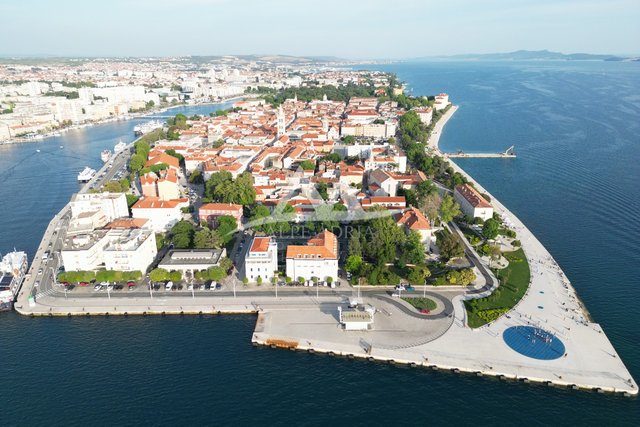 Commercial Property, 145 m2, For Sale, Zadar - Bili brig