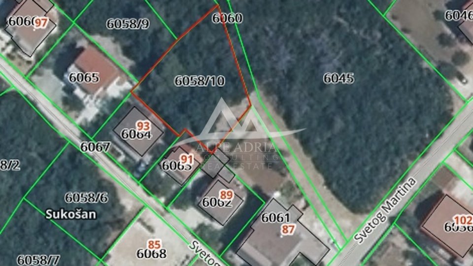 SUKOŠAN - TERRENO EDIFICABILE 727 M2 - € 107.000