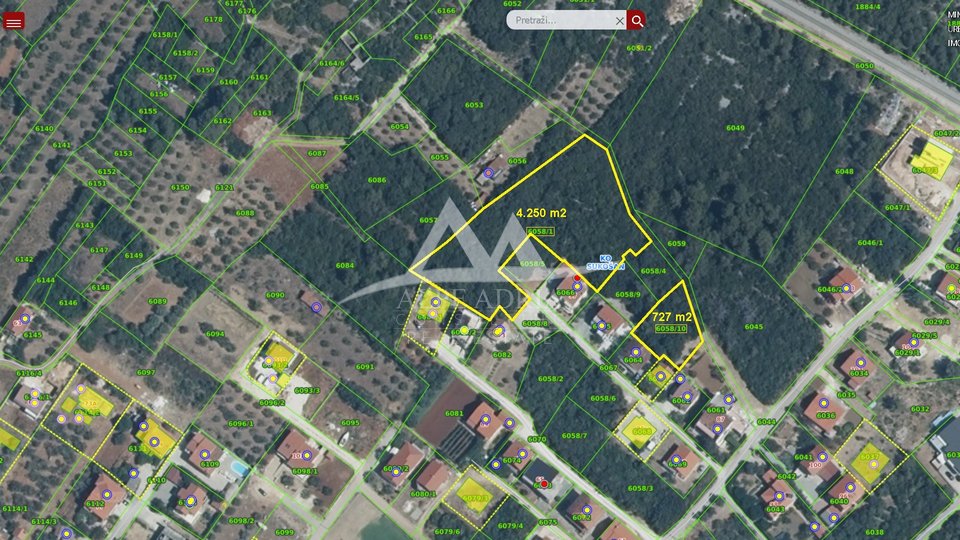 SUKOŠAN - BUILDING LAND FAR FROM THE CENTER AND THE BEACH APPROXIMATELY 700 M - €616,250