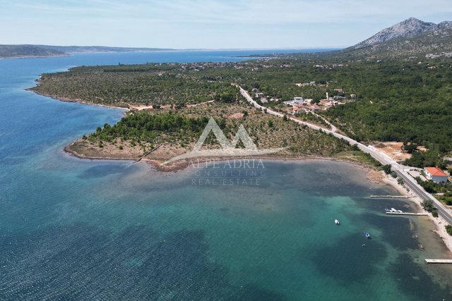 50 €/M2 – GÜNSTIGER PREIS – BAUGRUNDSTÜCK – MIT BLICK AUF DAS MEER UND VELEBIT – 2.328 M2 – 116.400 €