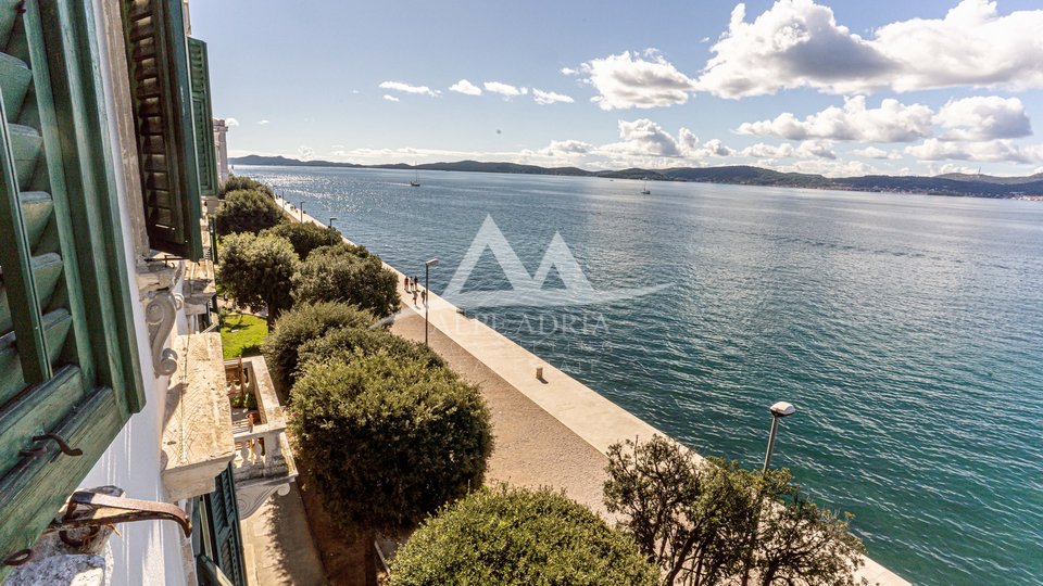 VENDITA ESCLUSIVA - GRAZIOSO APPARTAMENTO SULLA RIVA DI ZADAR - € 694.000